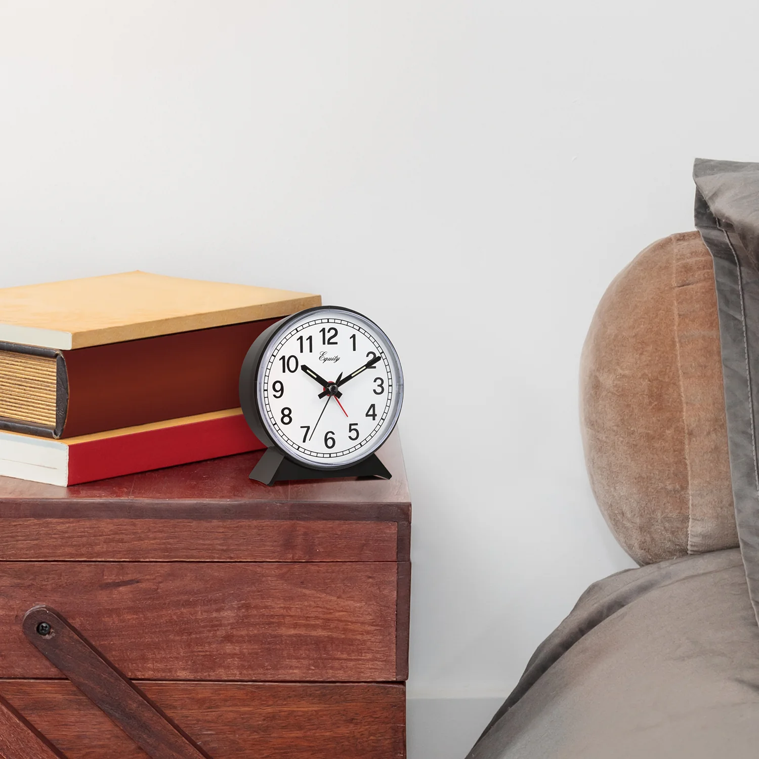 14075 Keywind Alarm Clock - Image 4