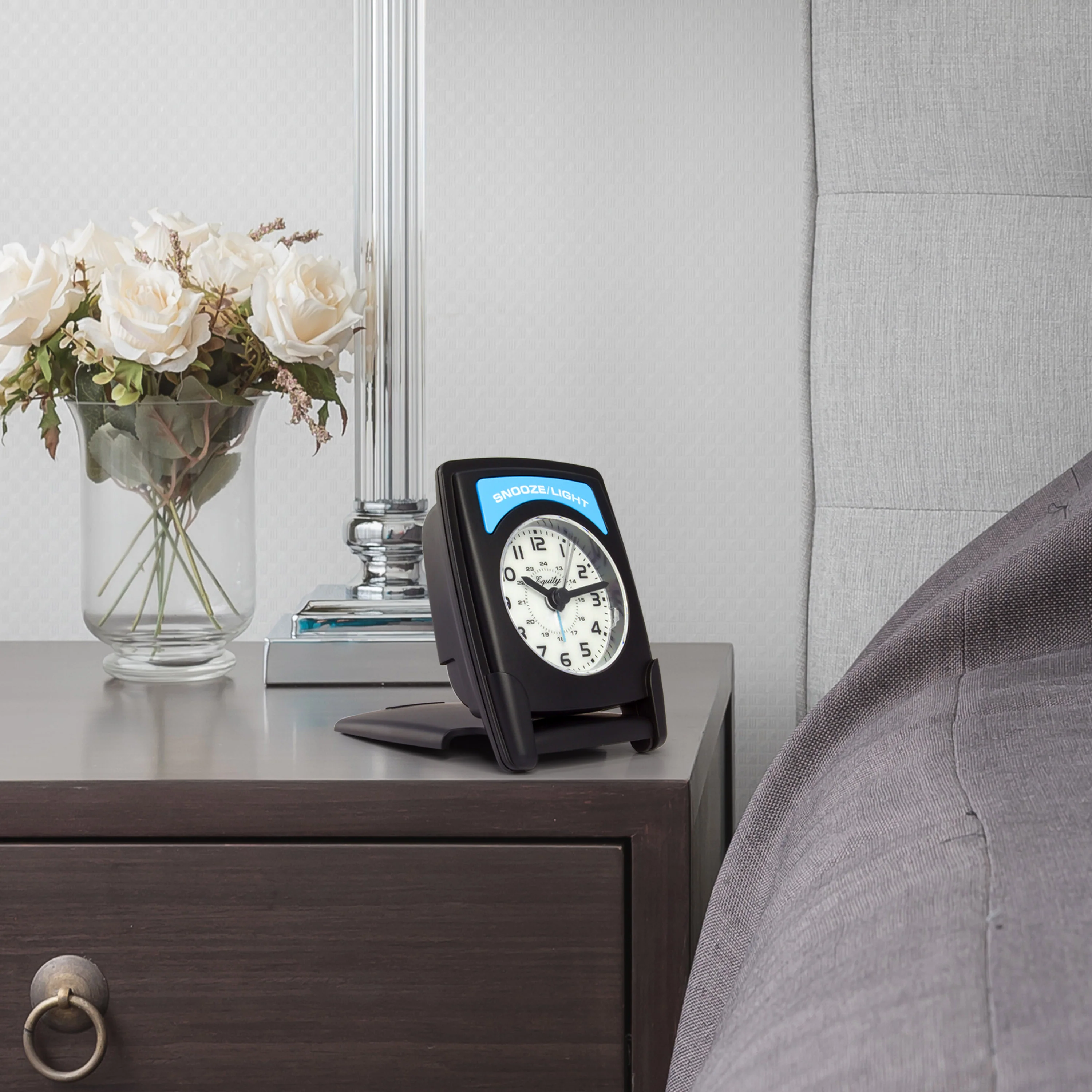 Quartz Travel Alarm Clock - Image 5