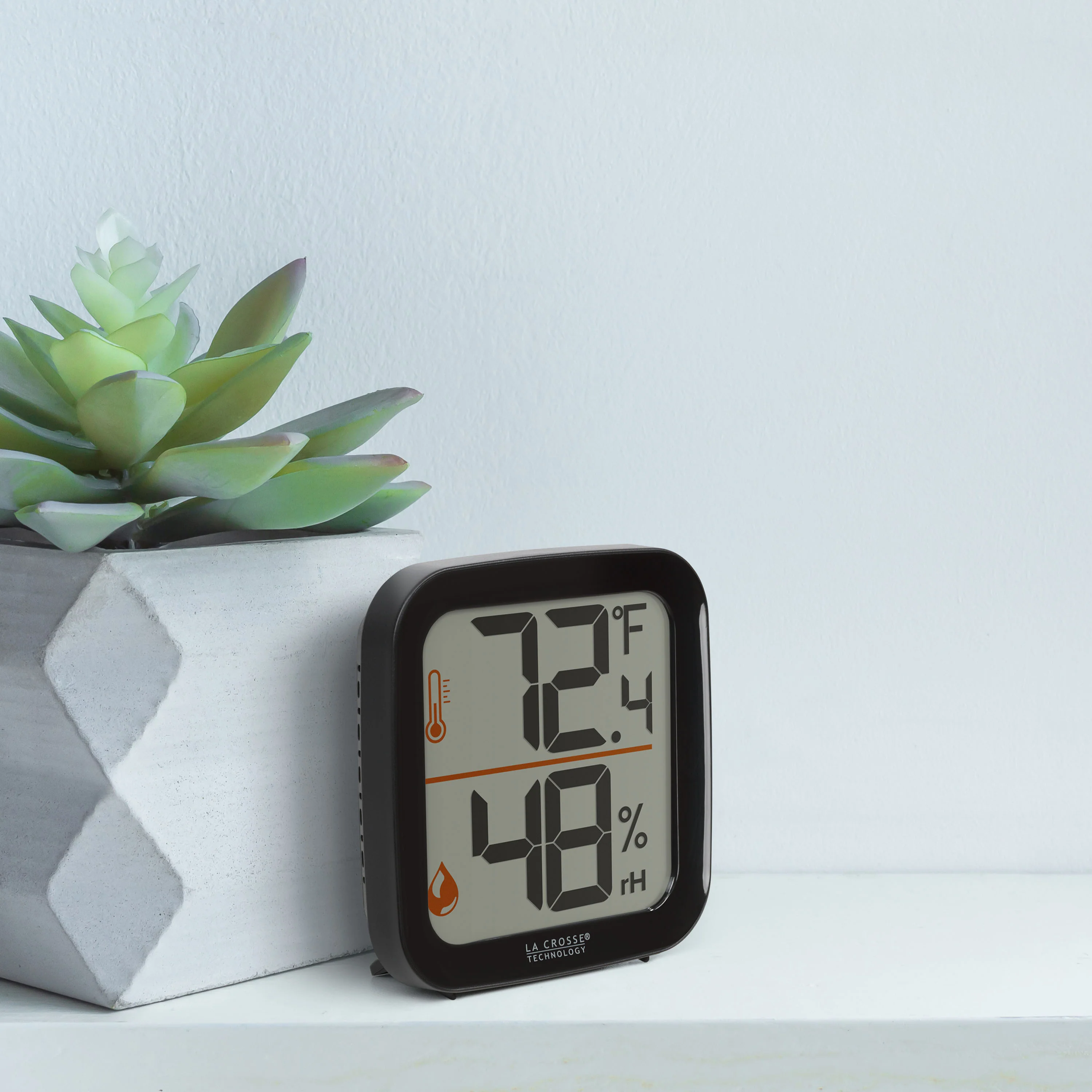 302-1407B Indoor Thermometer with Humidity - Black - Image 7