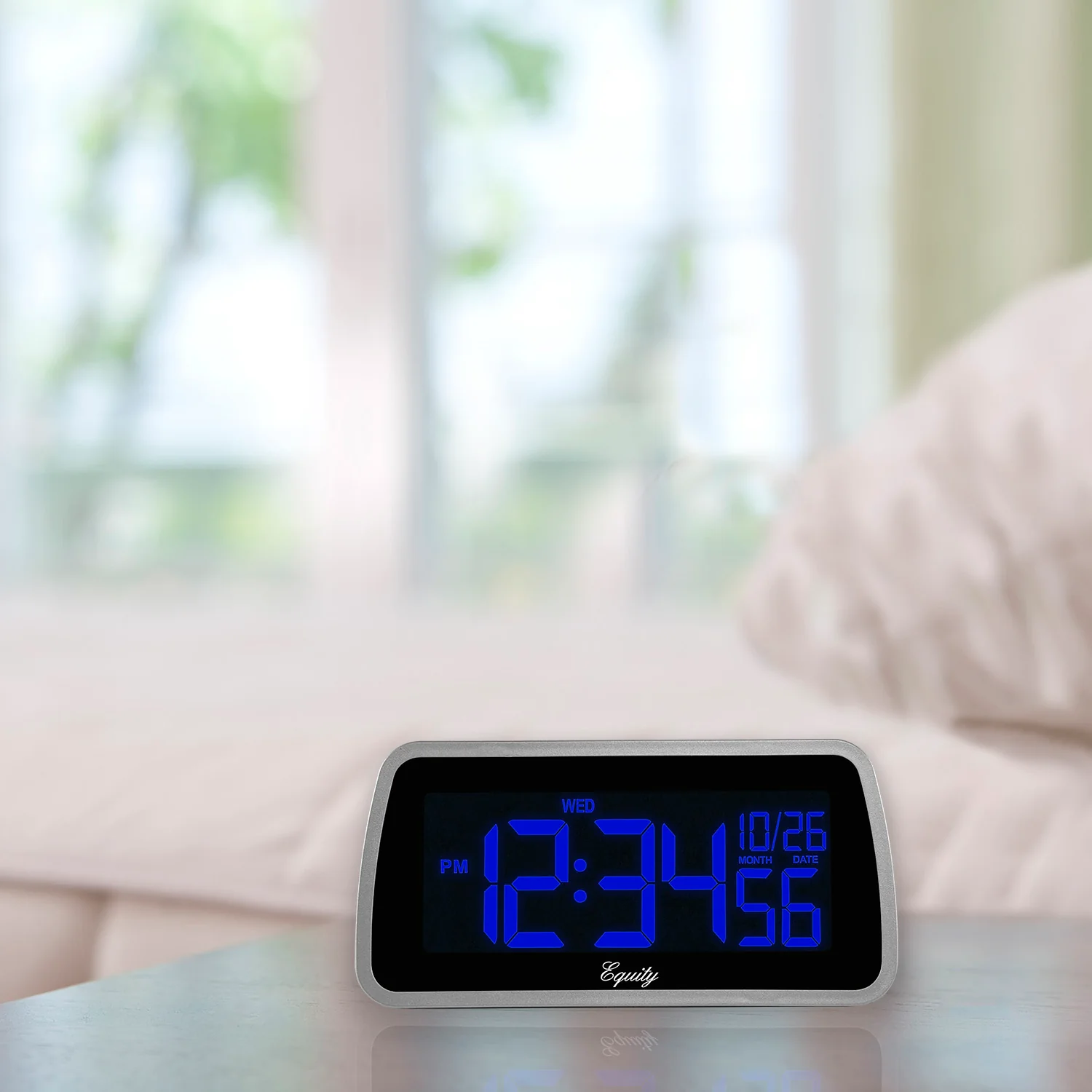 Color-Changing LCD Alarm Clock - Image 8