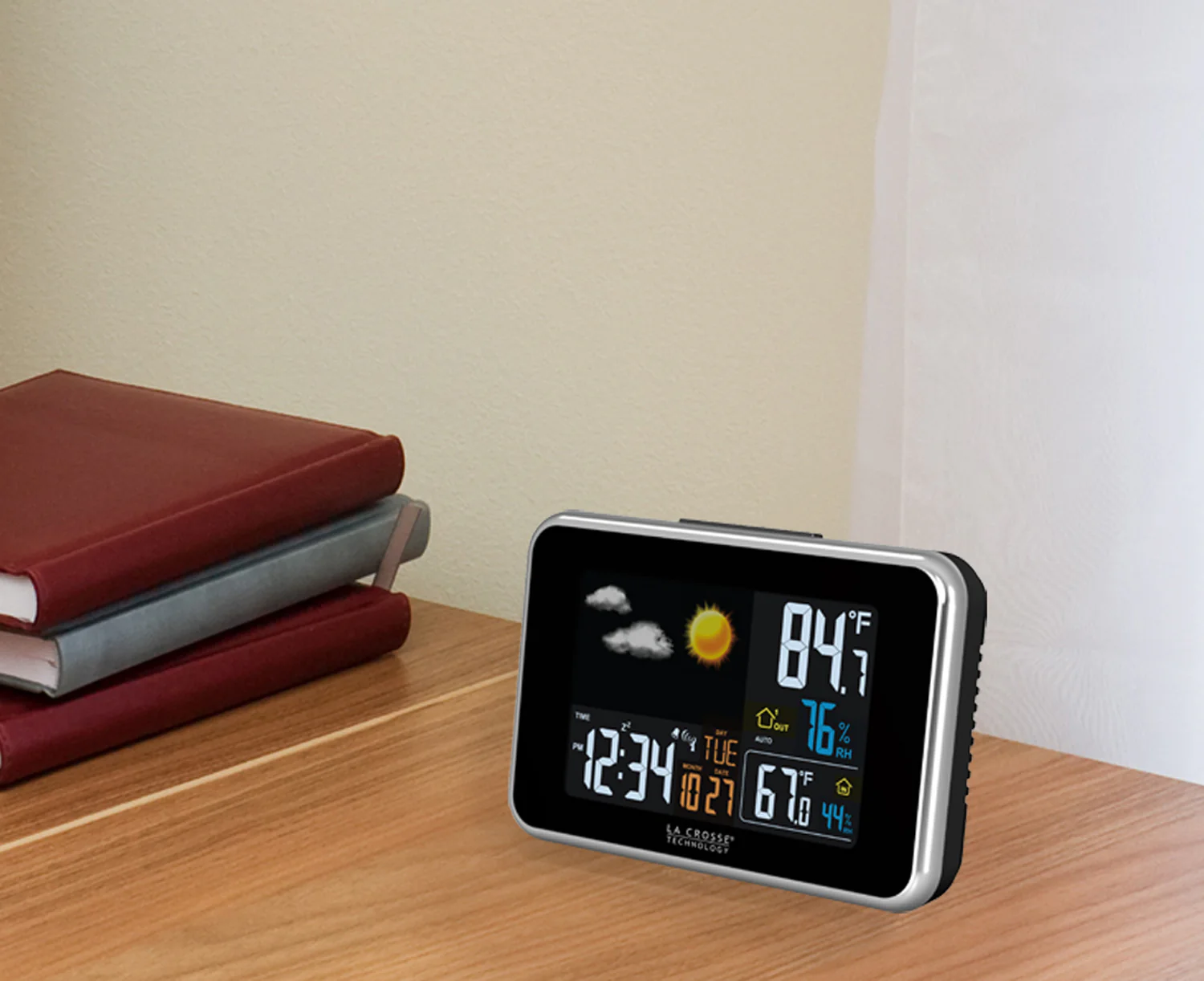 Wireless Color Weather Station with USB Charging - Image 3