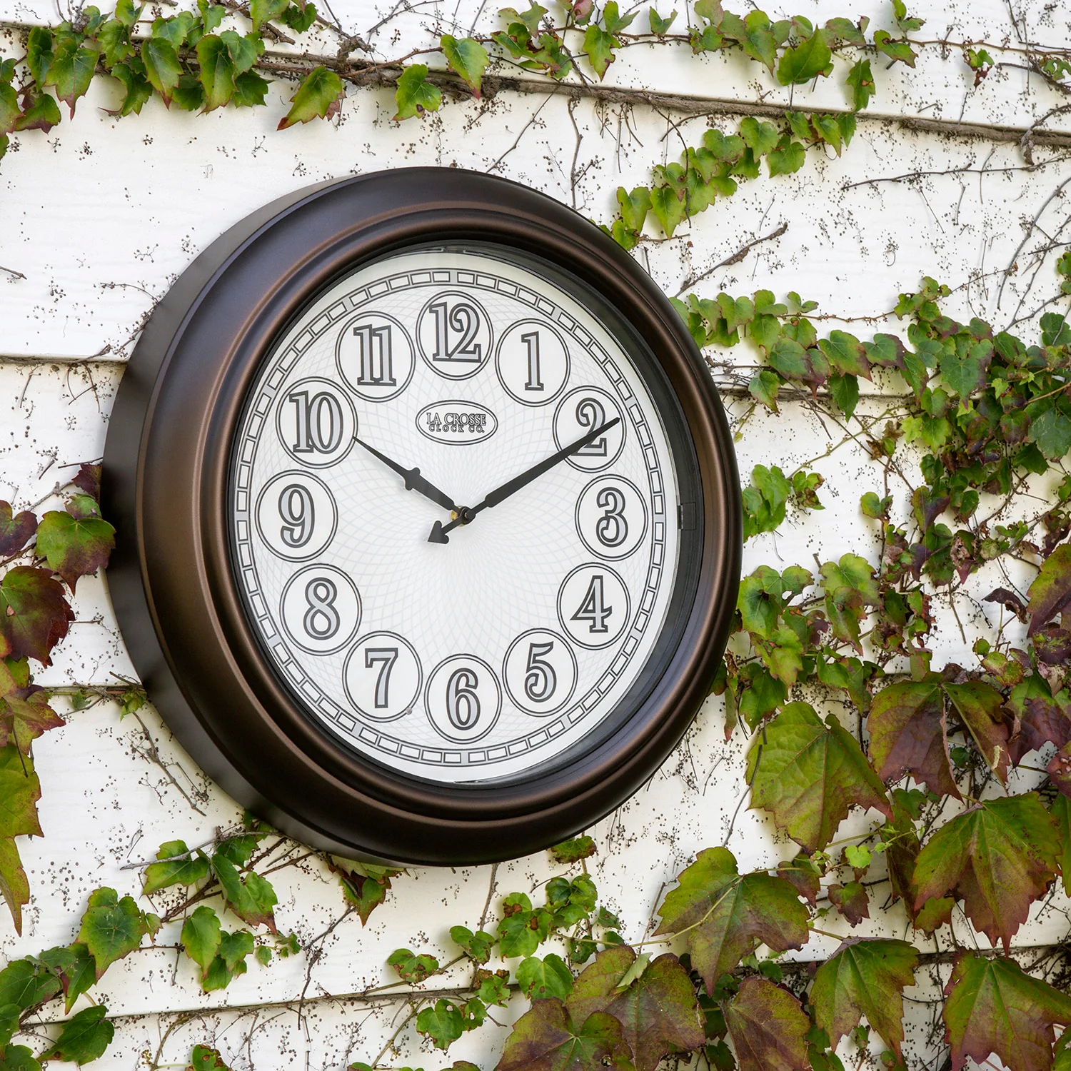 18 inch Indoor/Outdoor Lighted Dial Clock - Image 6