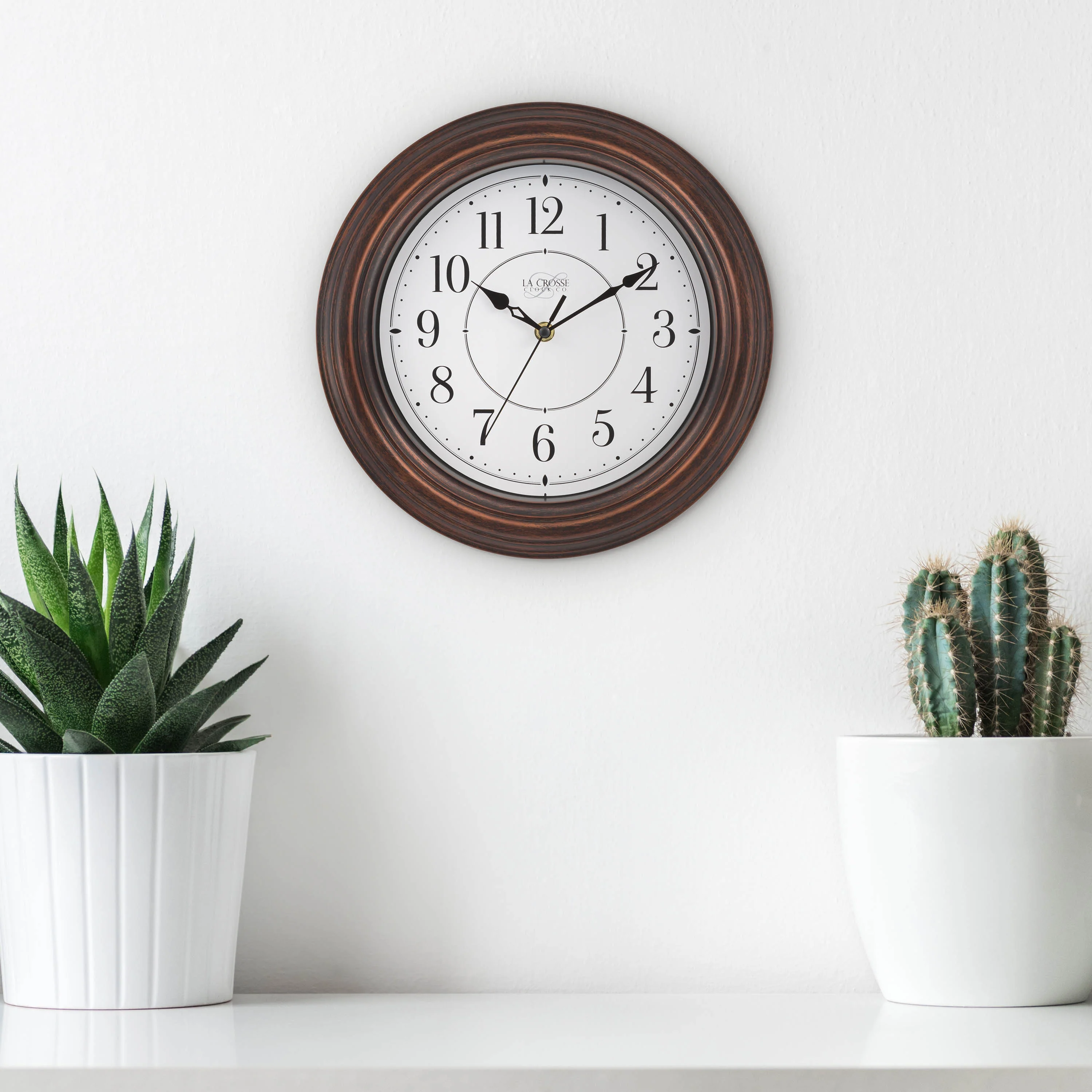 404-2630W 12-inch Evelyn Wall Clock - Image 3
