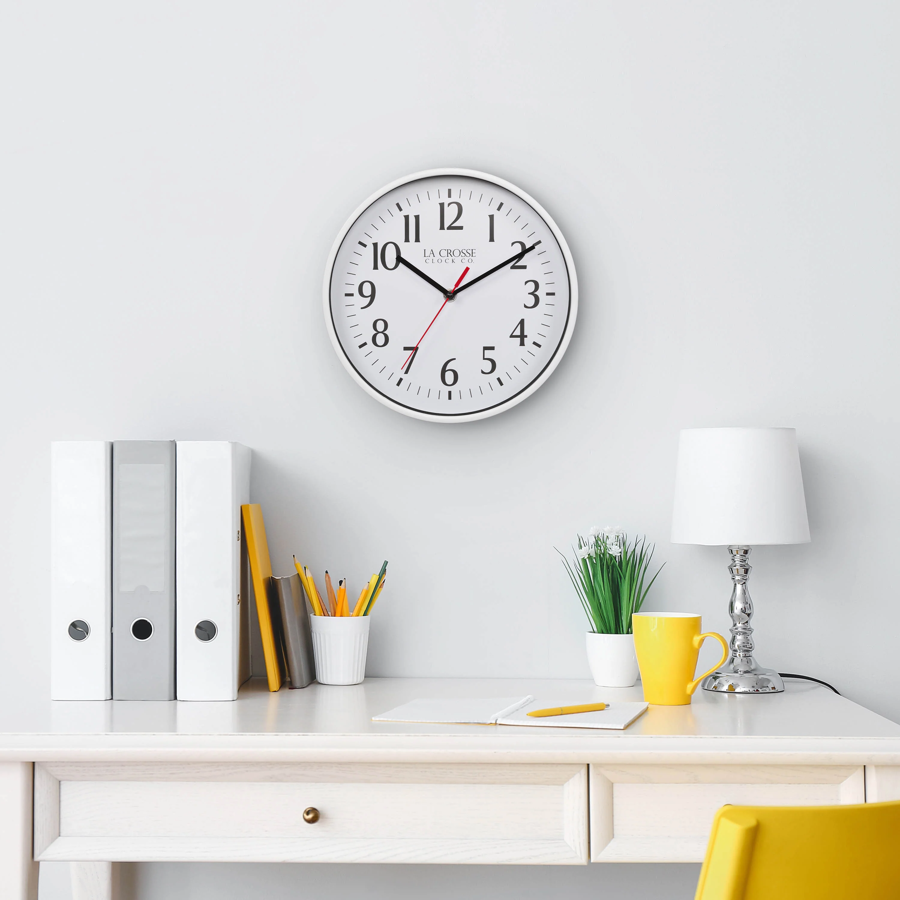 404-3025W 10-inch Basics Analog Wall Clock – White - Image 3