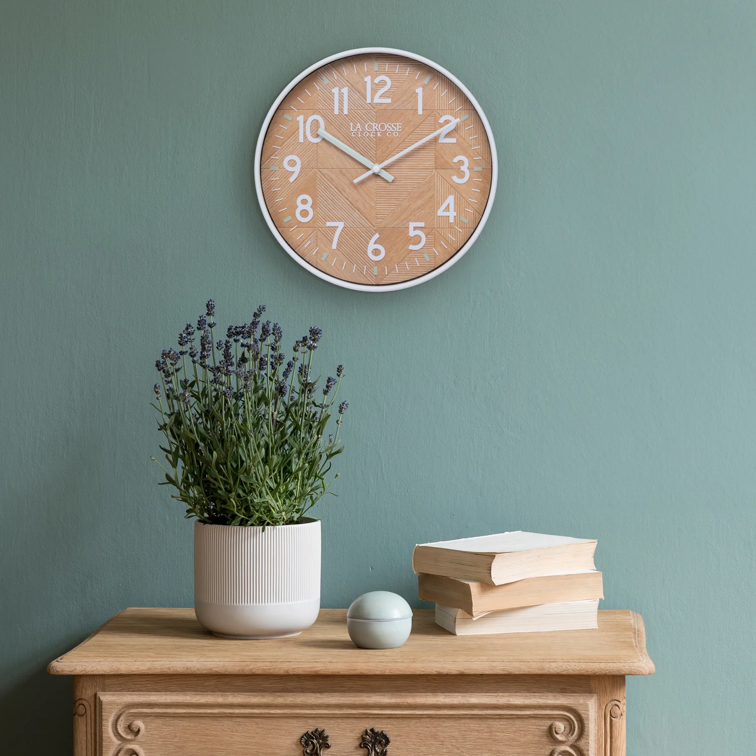 404-3027 11-inch Reeves Wall Clock - Image 3