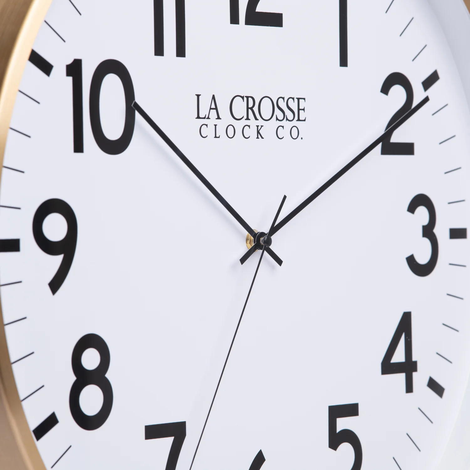 404-3048B 19-inch Callahan Metal Wall Clock - Image 4