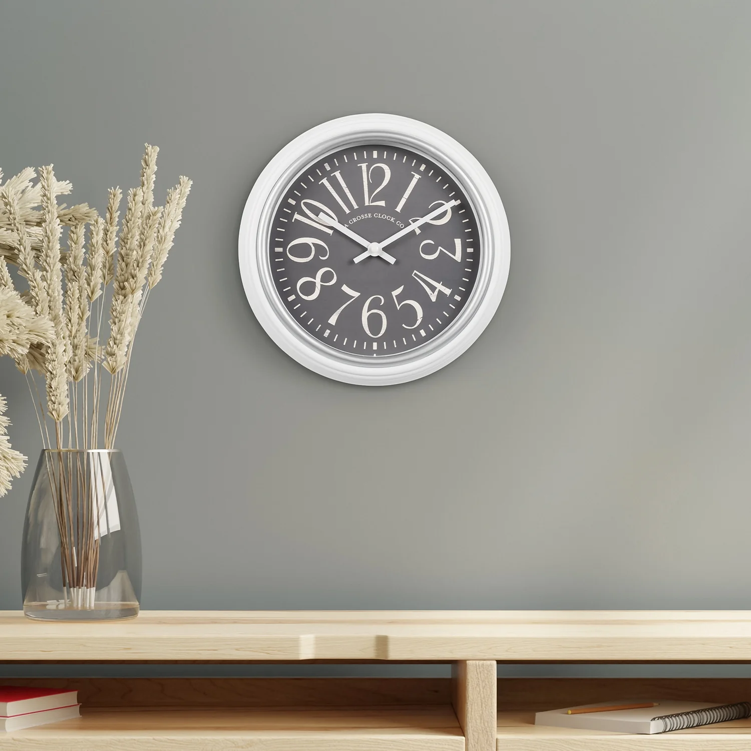 404-3828C 11-inch Hadley Wall Clock - Image 4
