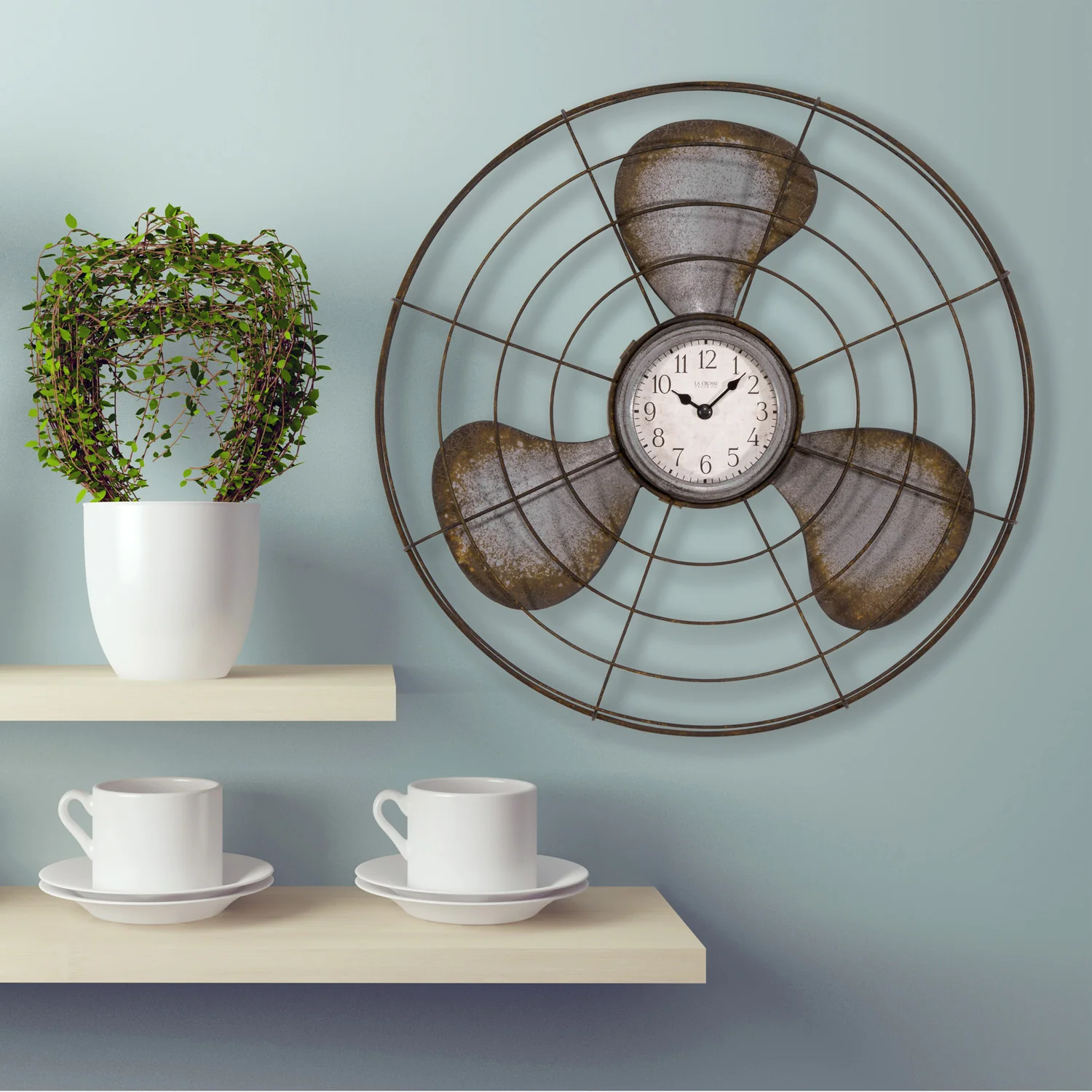 404-3942 16.5-inch Metal Fan Wall Clock - Image 3