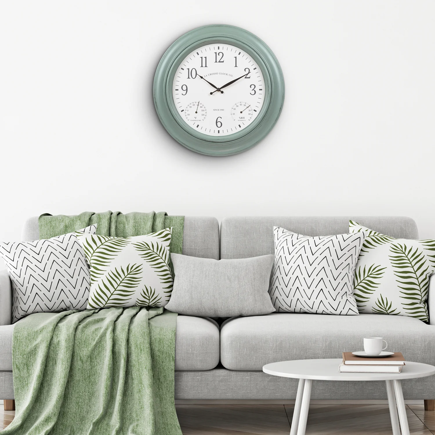433-3846 18-inch Indoor/Outdoor Wall Clock - Image 6