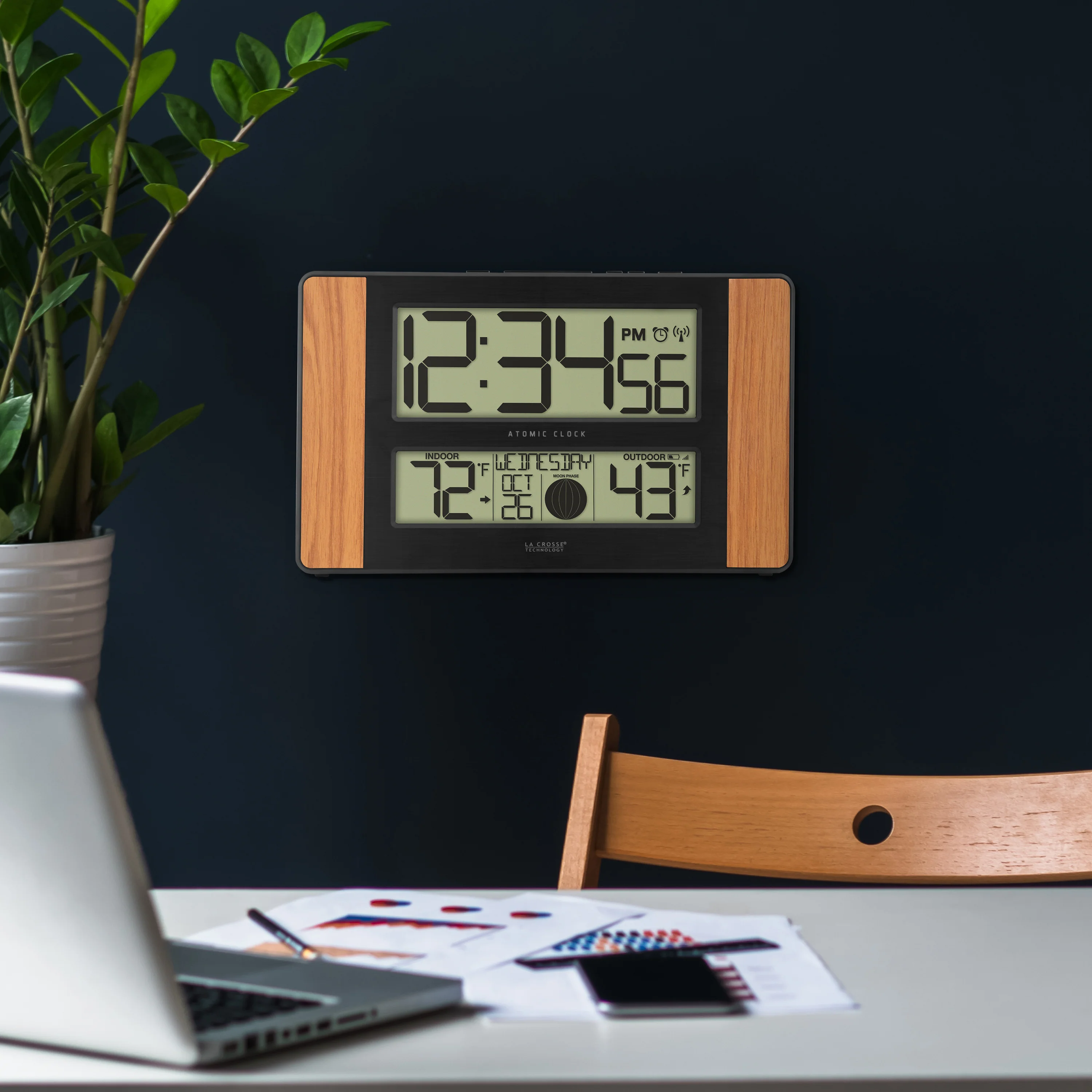513-1417V6 Atomic Digital Wall Clock - Image 2