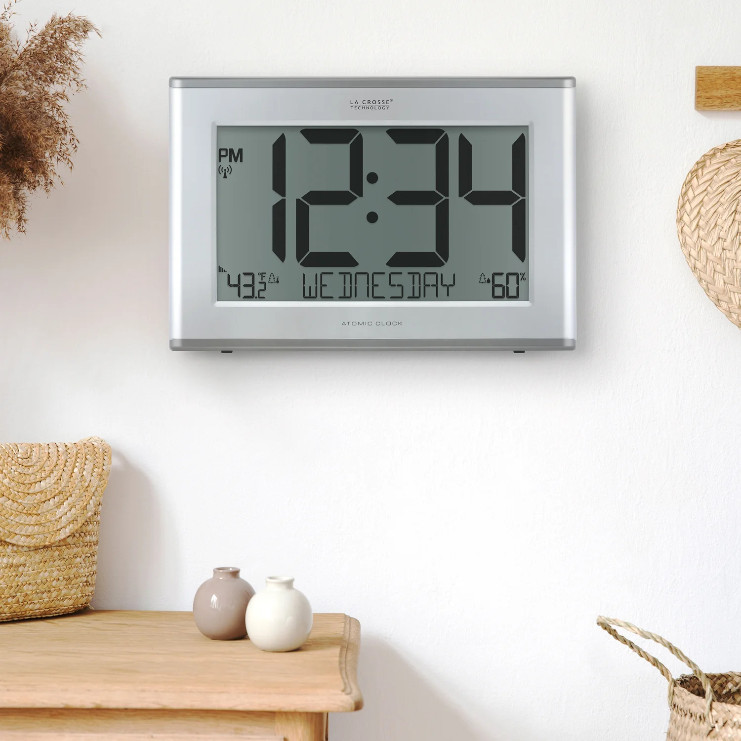 513-63867 Jumbo Atomic Wall Clock with Outdoor Temp and Humidity - Image 4