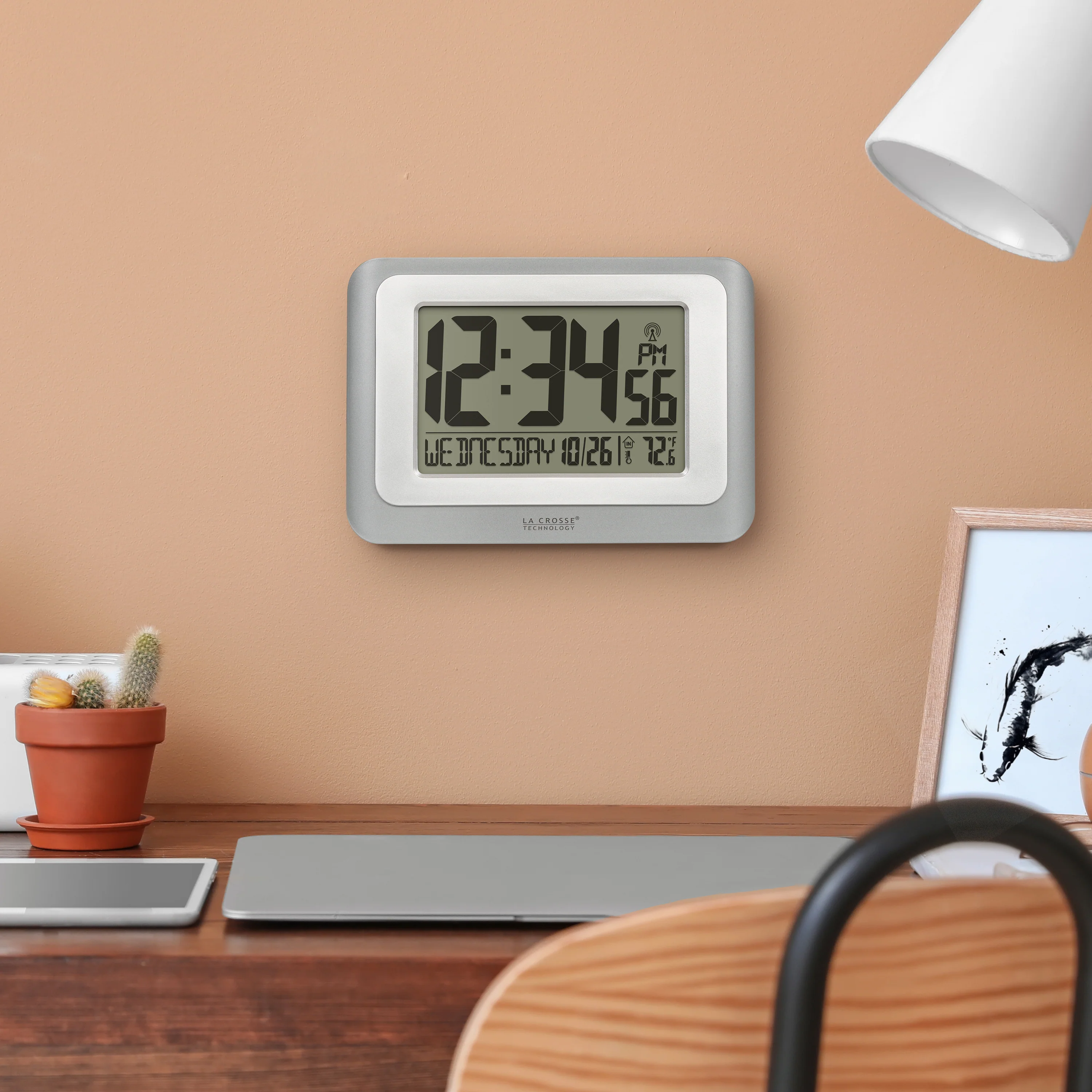 513-88907 Atomic Digital Wall Clock - Silver - Image 4