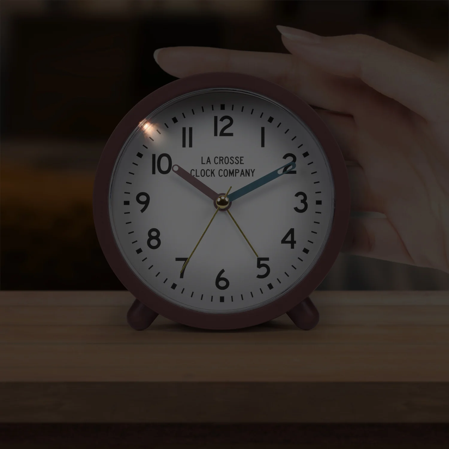 617-3816A 4.4-inch Analog Quartz Alarm Clock - Image 6