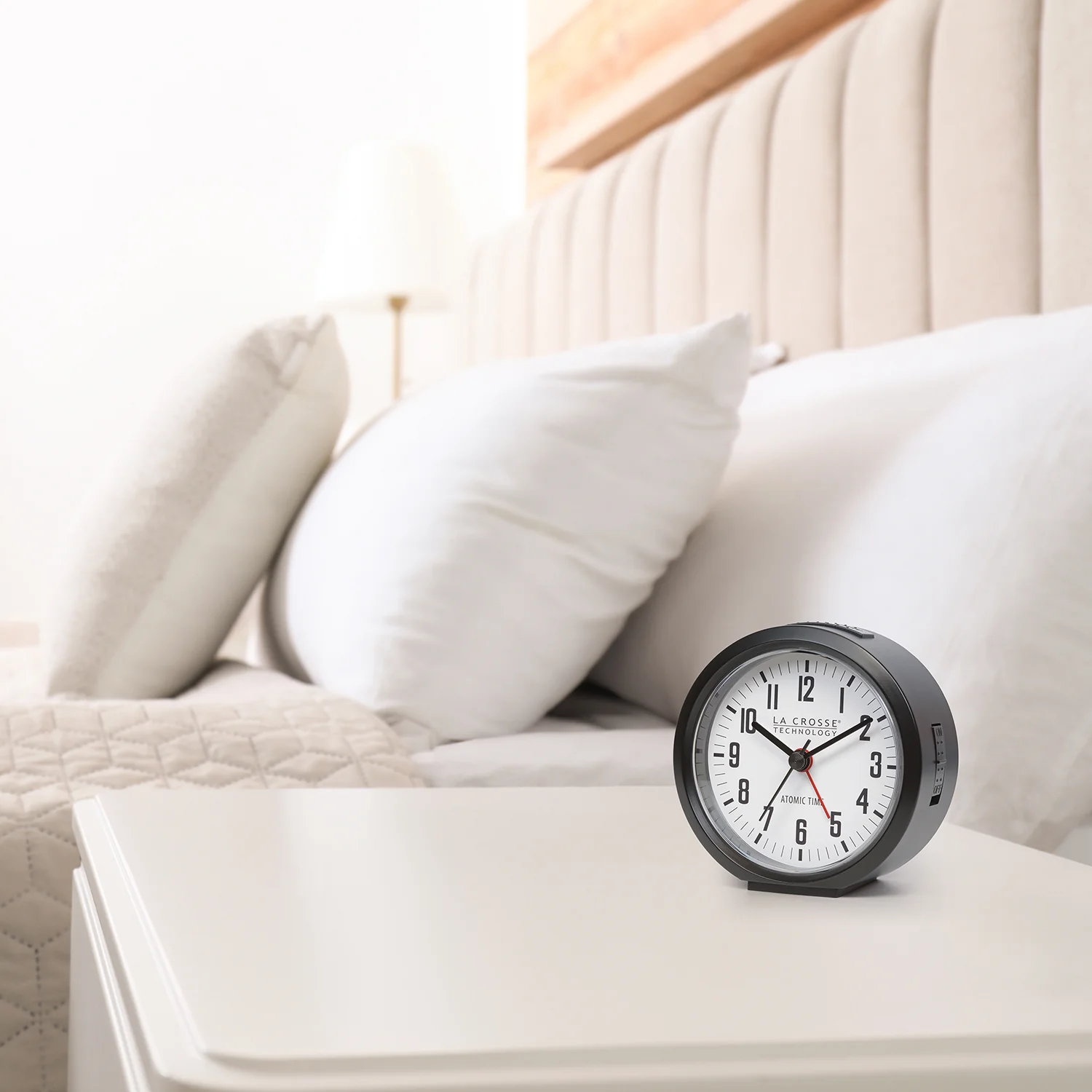 617-710B Atomic Analog Alarm Clock - Image 9
