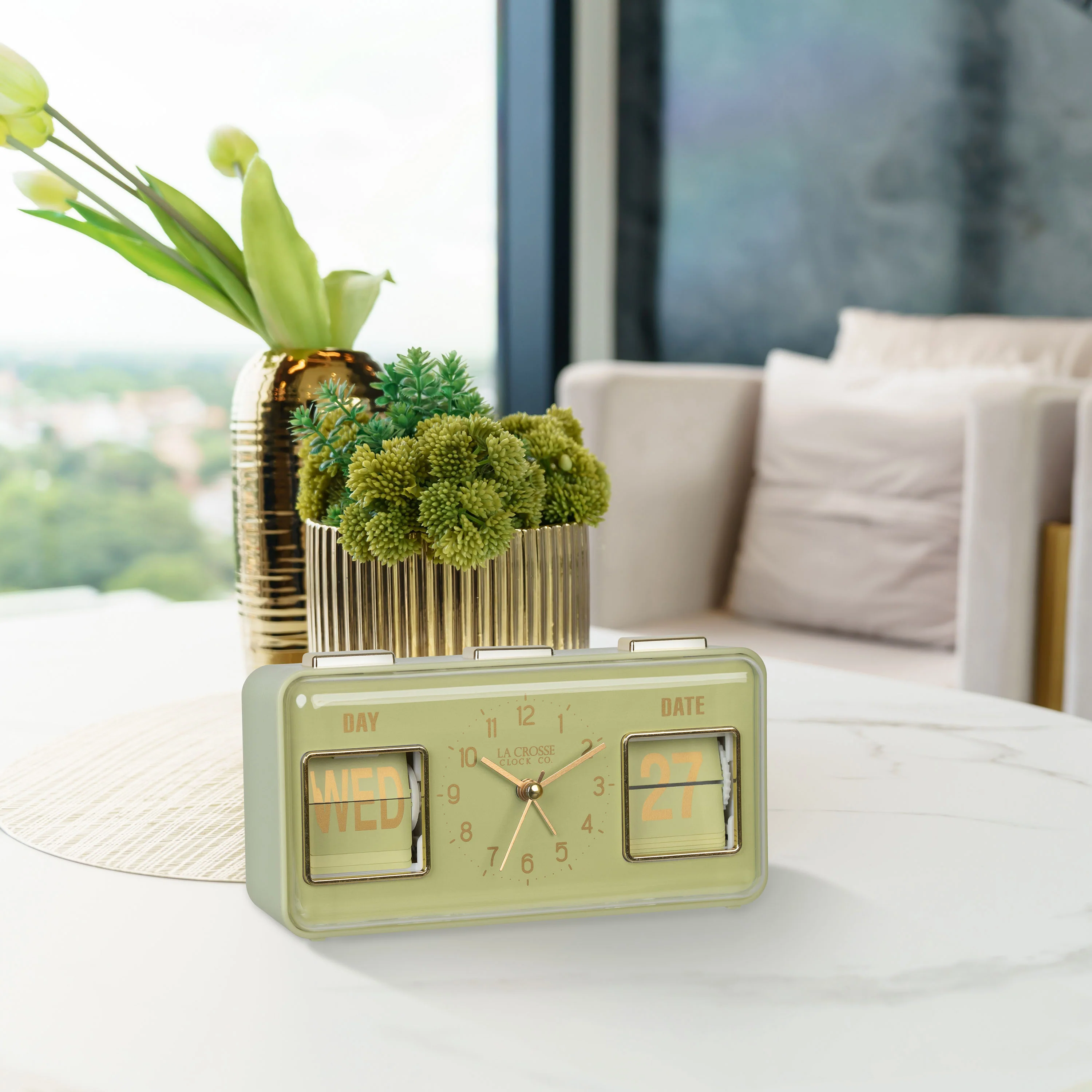 636-379G Daily Flip Alarm Clock with Calendar - Green - Image 3