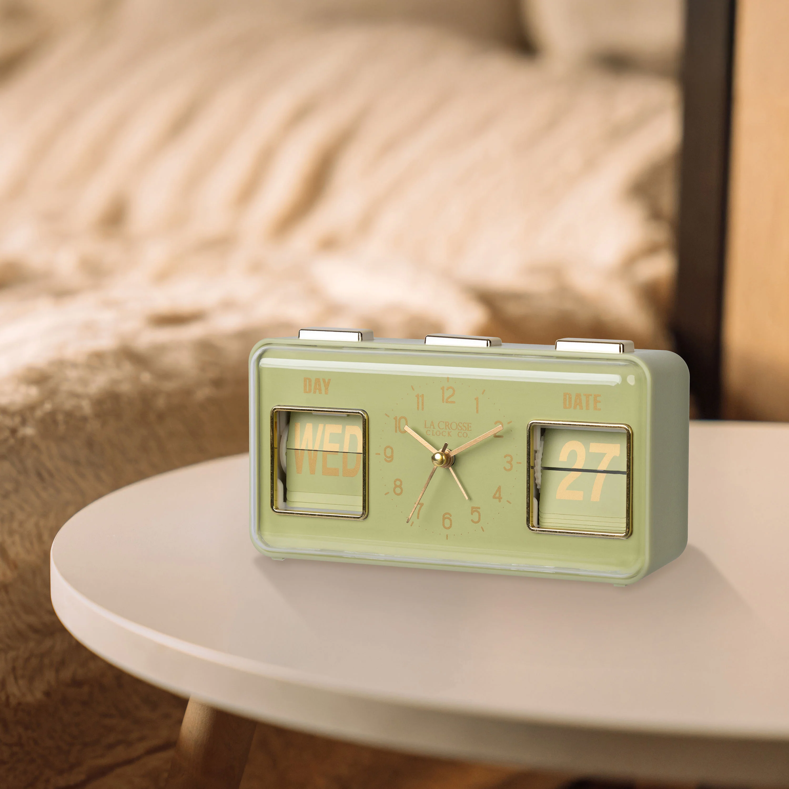 636-379G Daily Flip Alarm Clock with Calendar - Green - Image 4