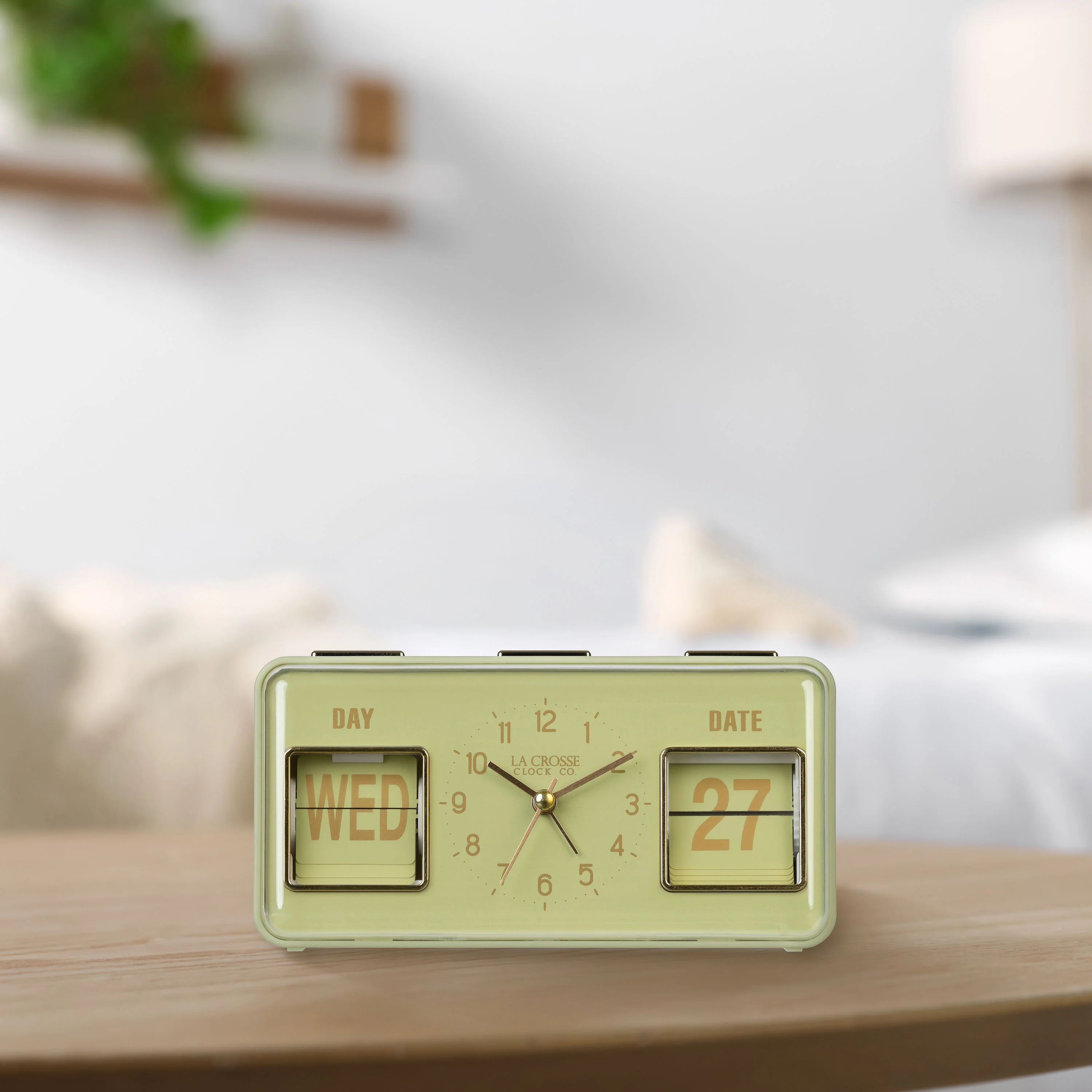 636-379G Daily Flip Alarm Clock with Calendar - Green - Image 7