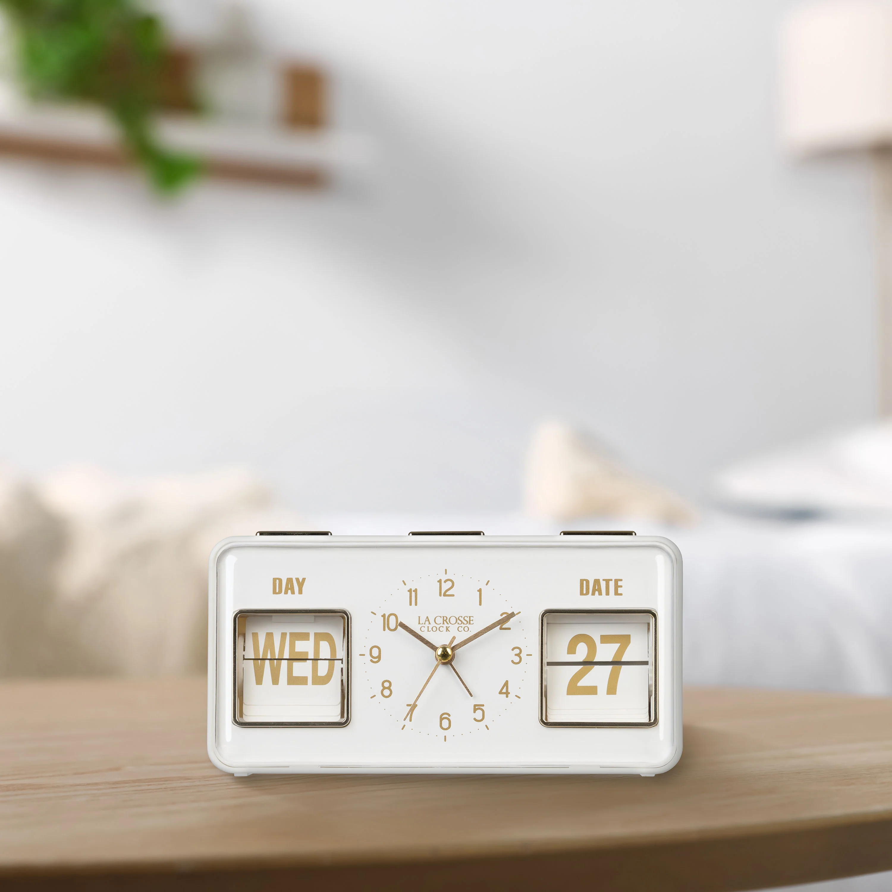 636-379W Daily Flip Alarm Clock with Calendar - White - Image 7