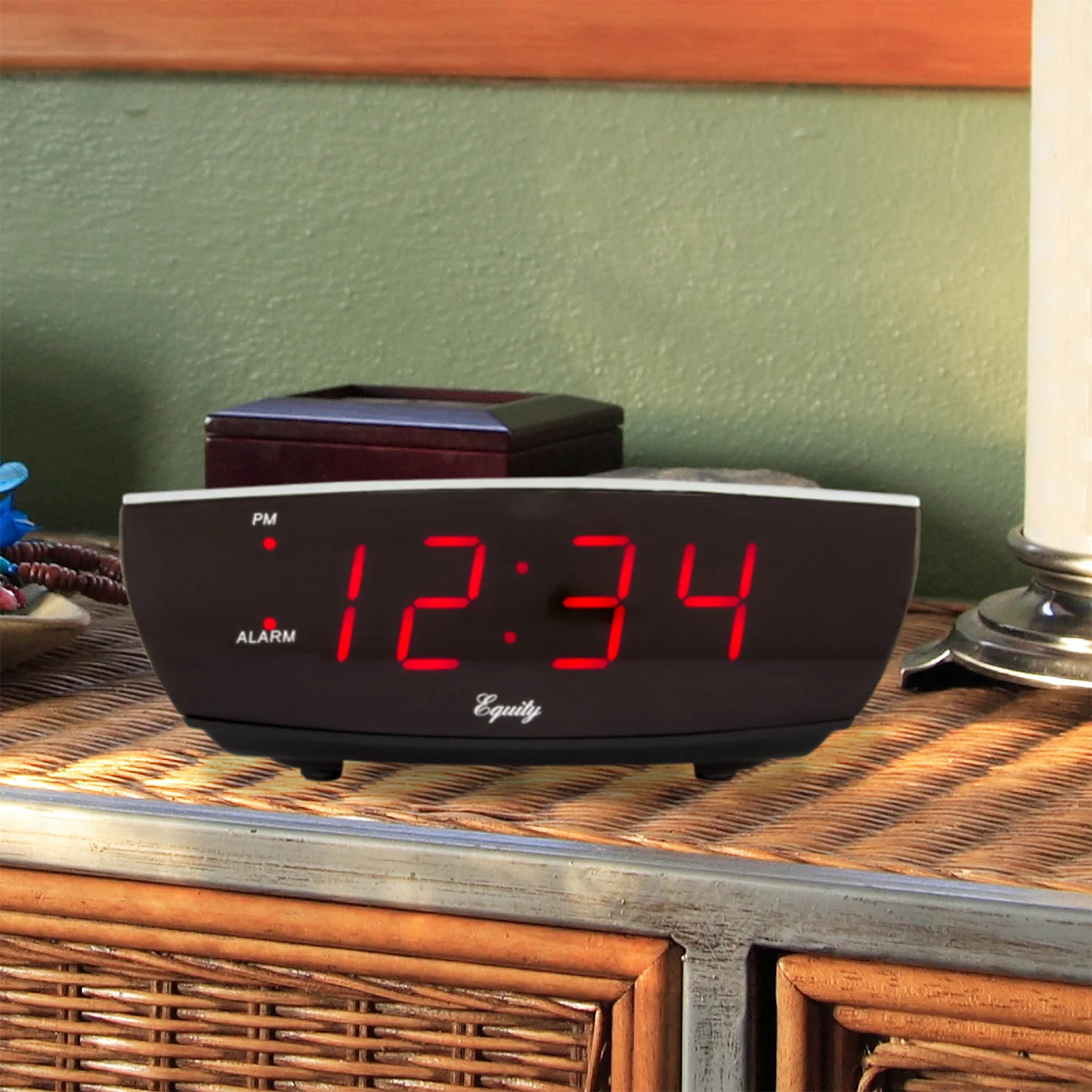 75900 0.9 inch Red LED Alarm Clock - Image 4