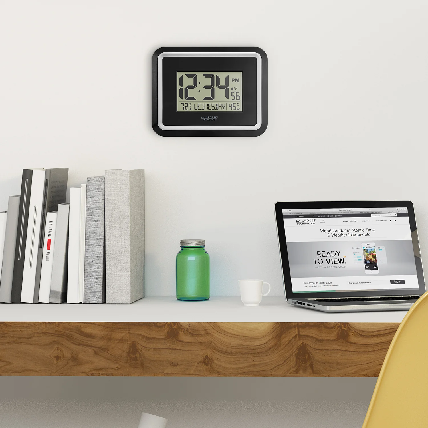 BBB84022 Digital Atomic Wall Clock with Indoor Temperature and Humidity - Image 3