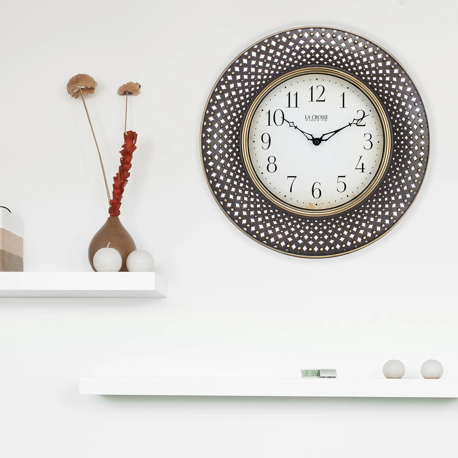 16-inch Antiqued Brown Analog Lattice Wall Clock - Image 3