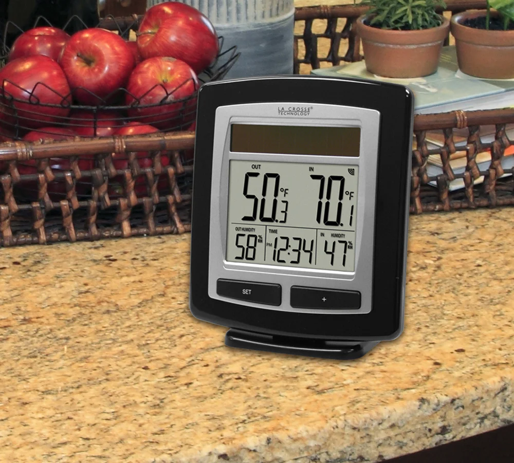 Solar Powered Wireless Temperature Station and Sensor