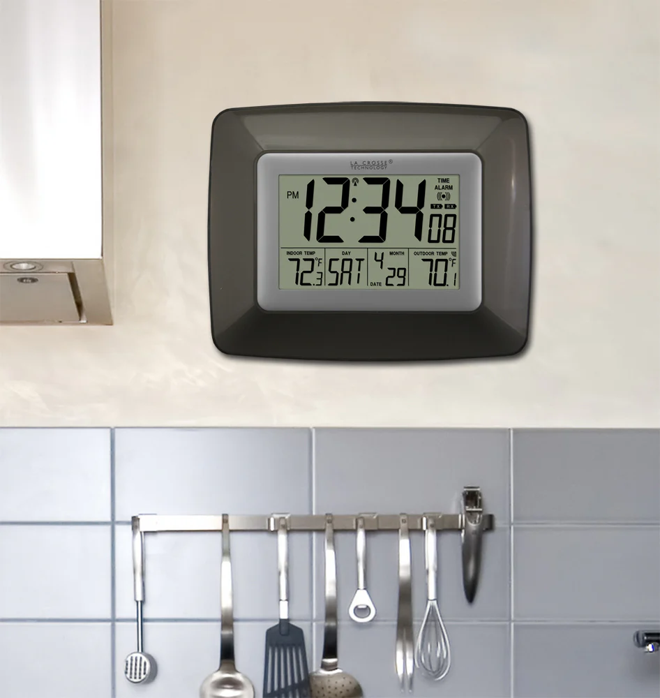 Atomic Digital Wall Clock  with Indoor/Outdoor Temperature - Image 4