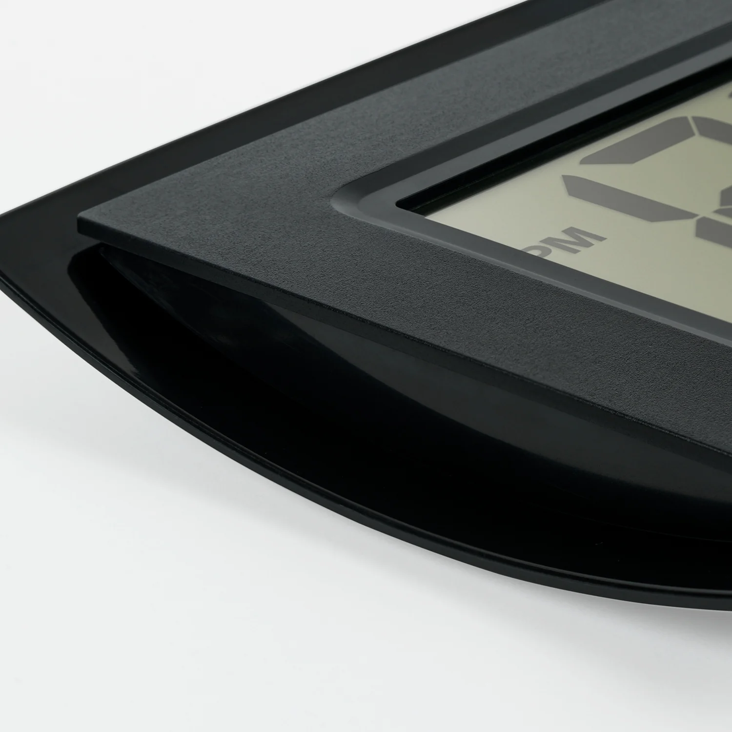 WT-8002U-B Digital Wall Clock with Indoor Temp and Calendar - Image 4