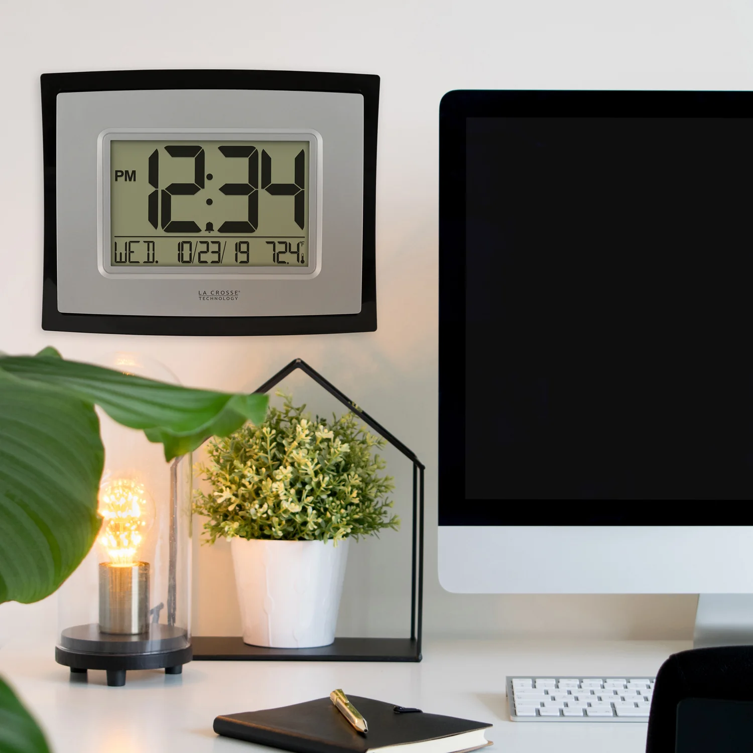 WT-8002UV2 Digital Wall Clock with Indoor Temp and Calendar - Image 3
